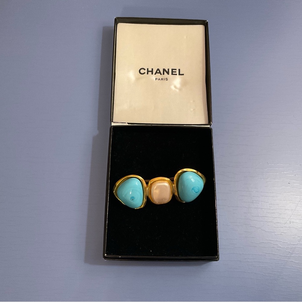 CHANEL Gold and Turquoise Hair Clip
